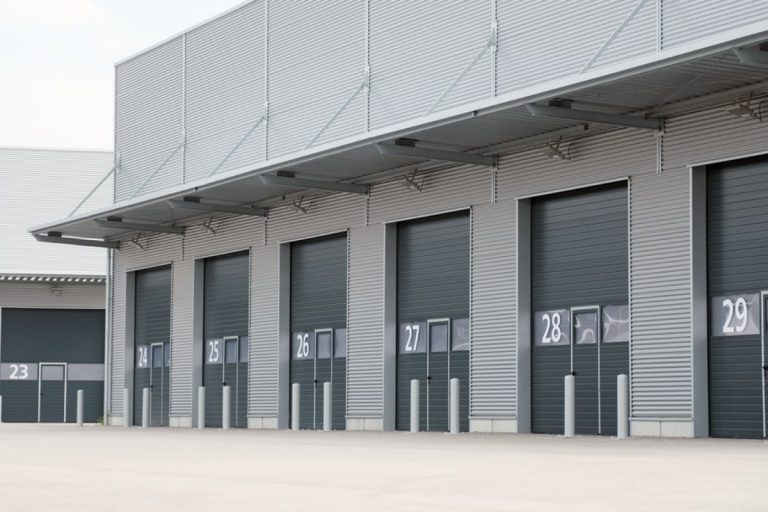 Enorme Wichtigkeit von Schnellauftoren in der Lebensmittelindustrie und in der Logistik Enorme Wichtigkeit von Schnellauftoren in der Lebensmittelindustrie und in der Logistik