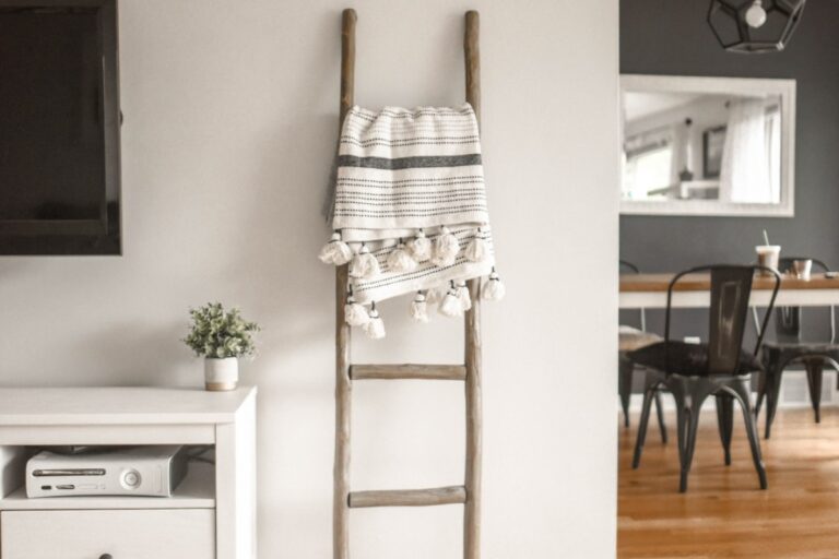 So bringen Sie den Boho-Chic in Ihr Wohnzimmer