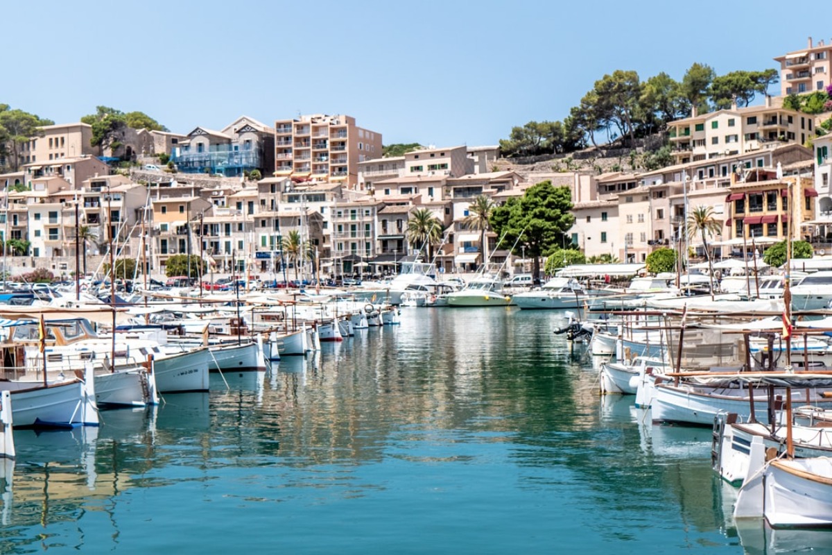 Titelbild zu „Lohnt sich das Investment in eine Ferienimmobilie auf Mallorca?“
